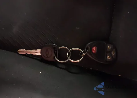 2010 Chevrolet Silverado 1500 Lt из США, поврежденный, VIN 1GCPKSE00AZ252633